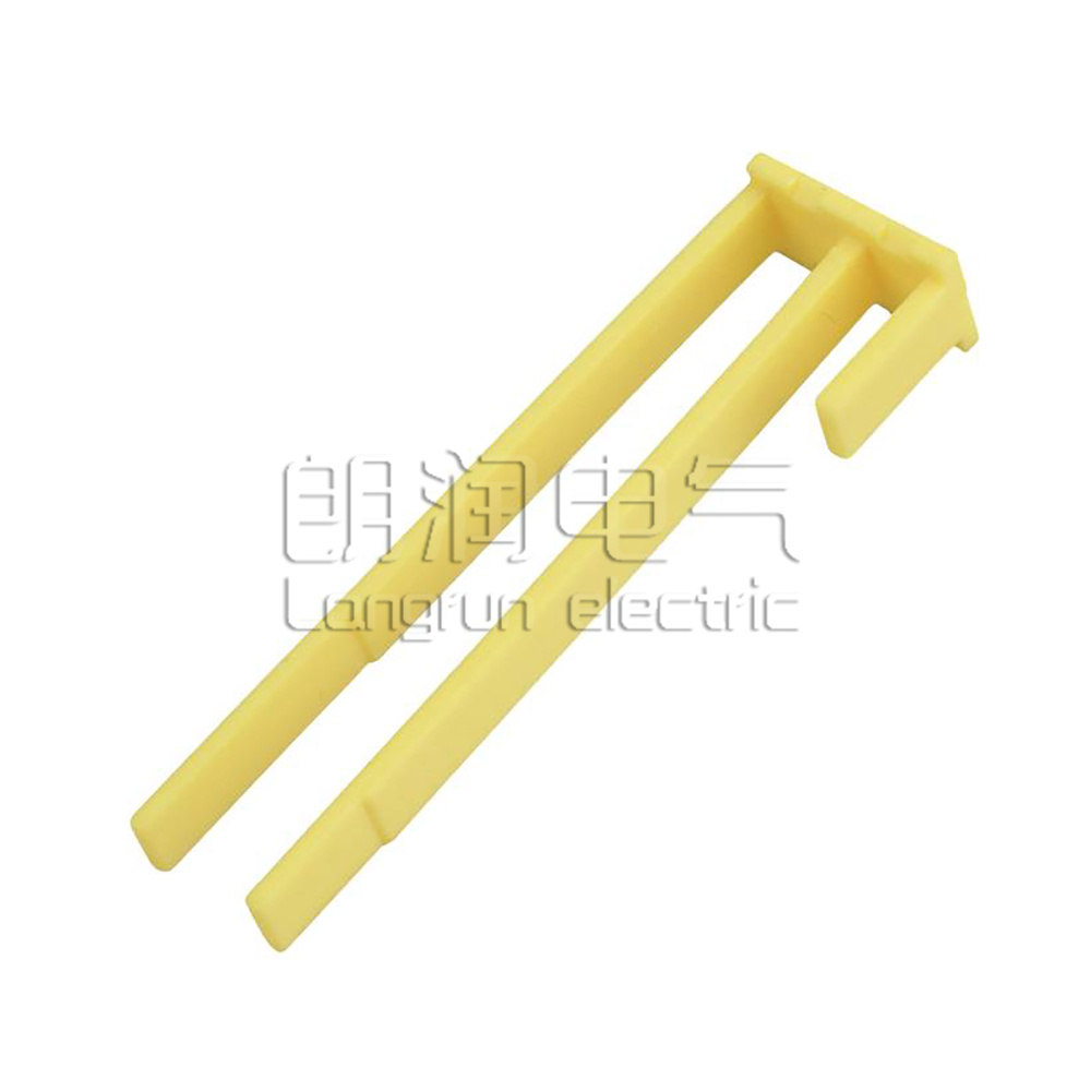 MG632131-3 MG632131-3